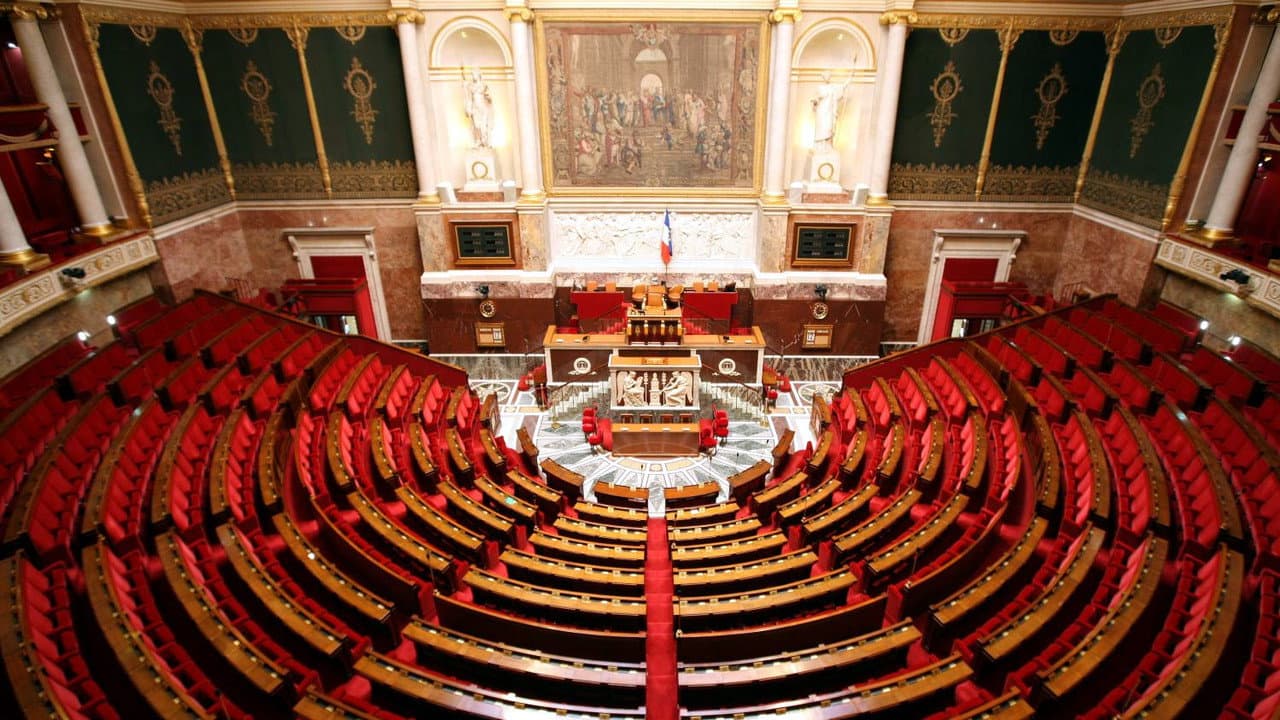 À la tribune