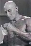 Nathanael León
